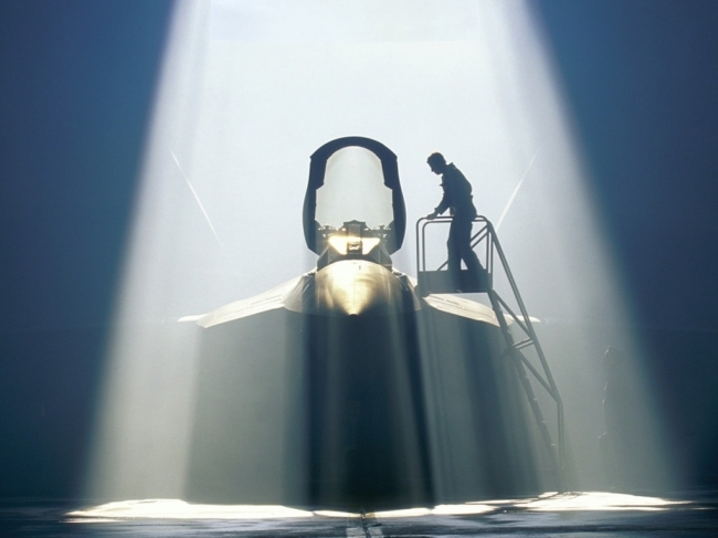 Американские военные нашли достаточно лёгкую задачу для дебюта F-22