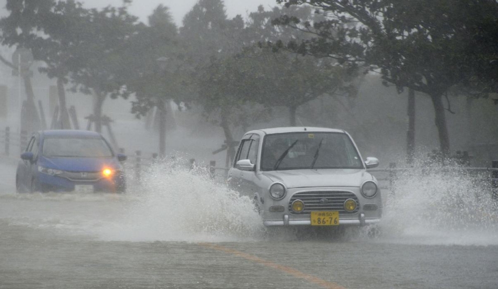 Внимание ,Typhoon Vongfong !