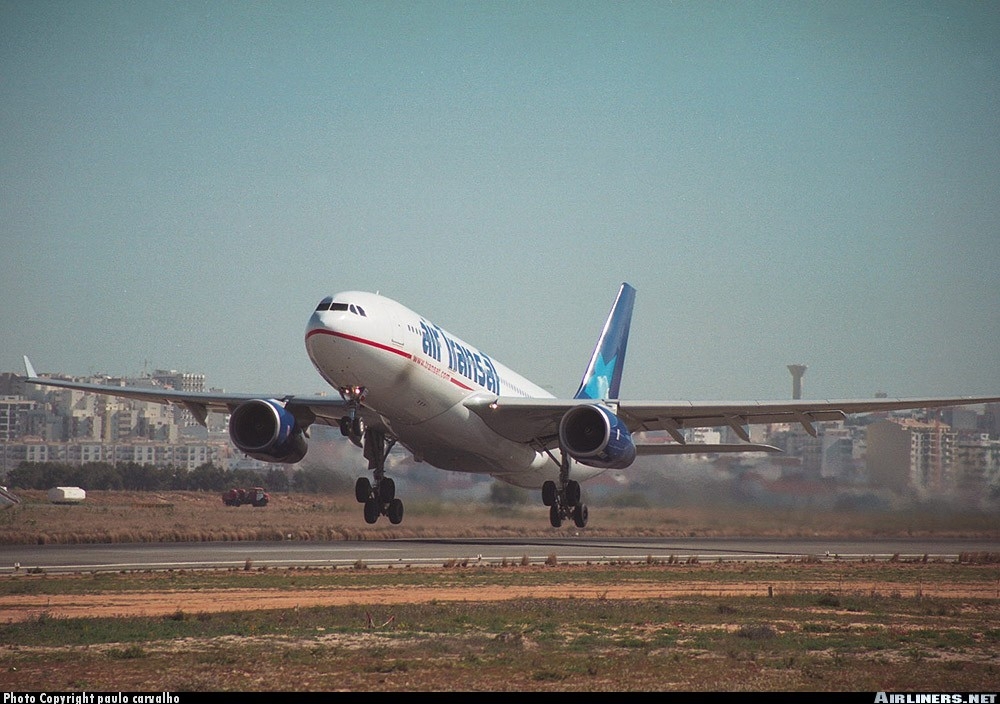 Рейс 236 Air Transat - Самое длинное планирование реактивного самолета
