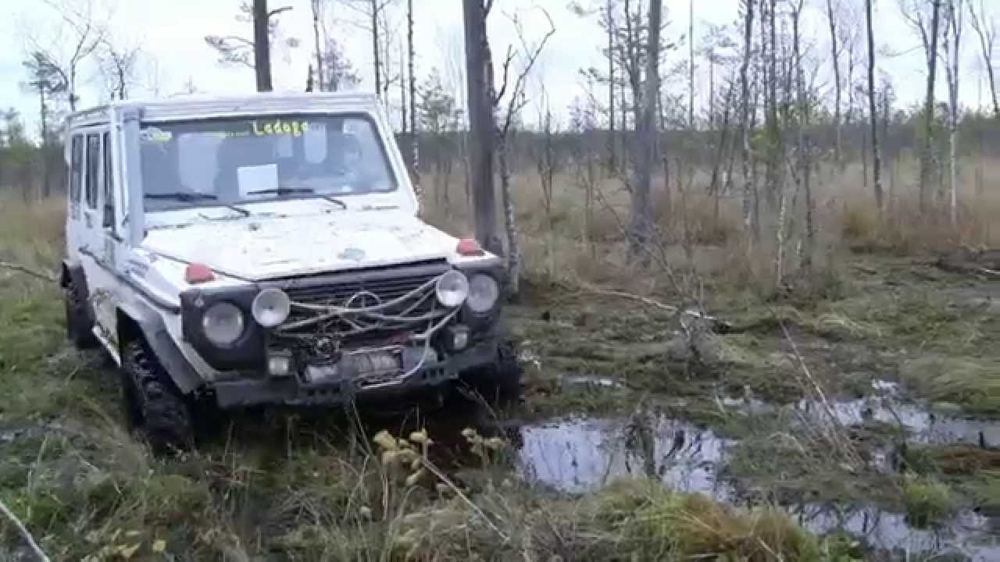 Mercedes Gelandewagen в болоте на 35 Simex  