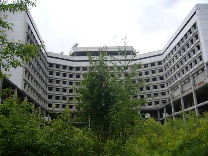 Ховринская заброшенная больница (Москва) Амбрелла
