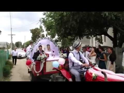 Свадебный лимузин в деревне 