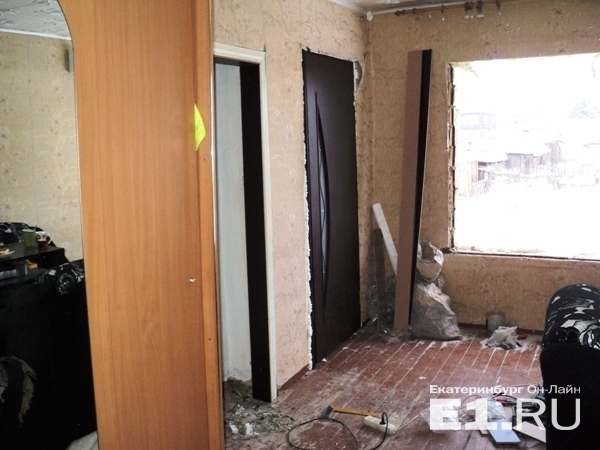 Вот так поменяли окна! Горе-ремонтники устроили взрыв на Среднем Урале
