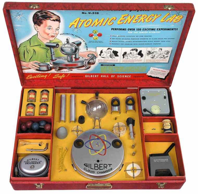 U-238 ATOMIC ENERGY LAB - детская игрушка середины XX века