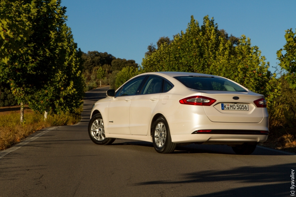 Новый Ford Mondeo 2015