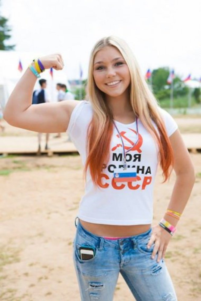 В ДНР приехала самая сильная в мире девочка