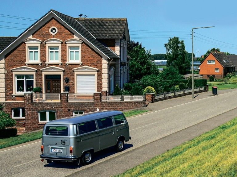 Легендарный фургончик - Volkswagen T2
