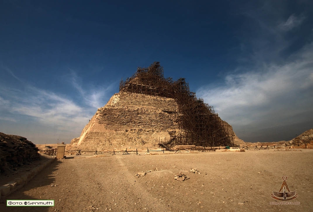 Ступенчатая пирамида Нечерихета 