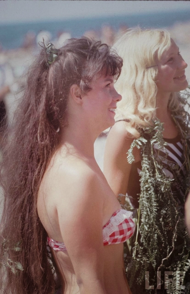 На пляже. 1967 год 