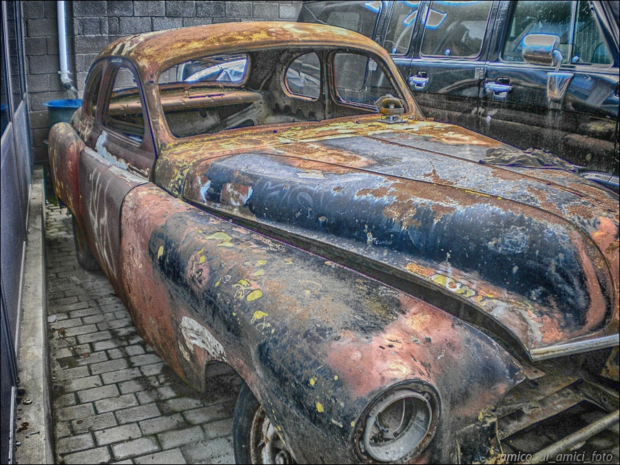 Старые автомобили в Севастополе