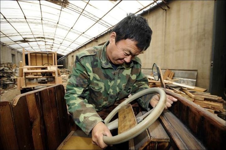Китайский плотник настругал себе тачку 