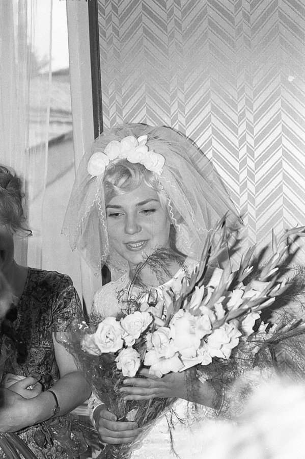Свадьба в Советском Союзе на примере фотографий одной семьи