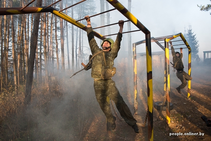 10 километров «ада»: фоторепортаж с битвы за краповый берет