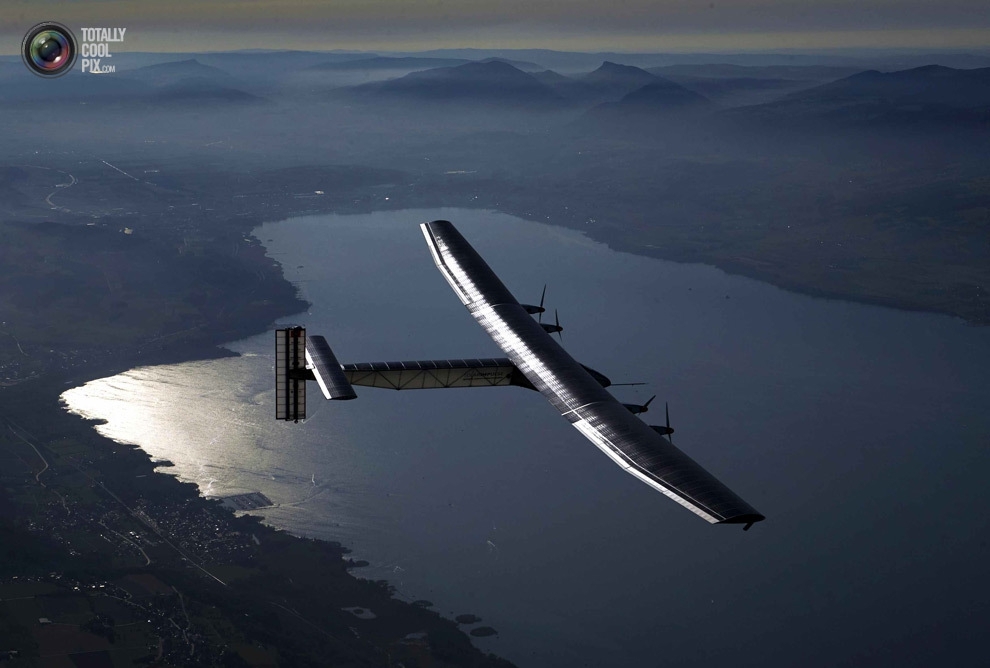 Первый полёт самолёта на солнечных батареях Solar Impulse 2