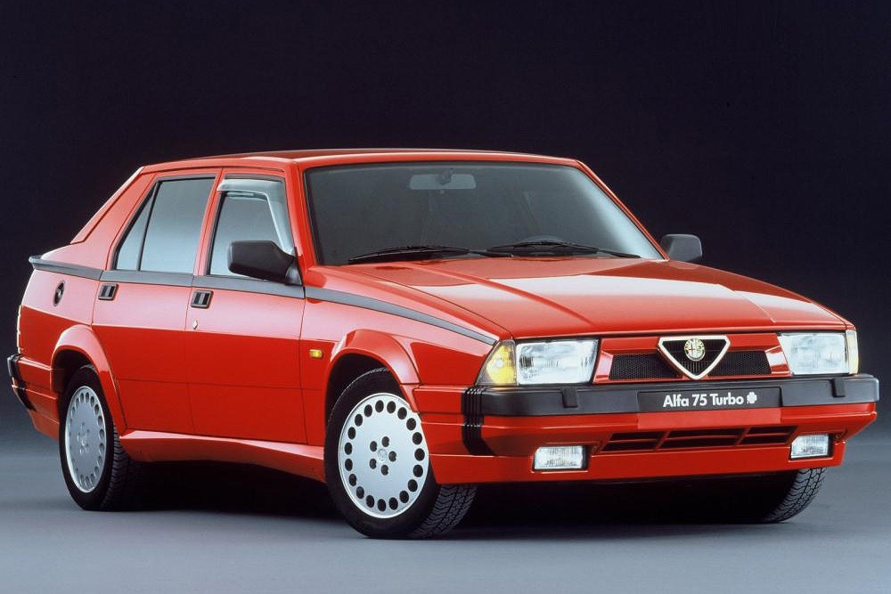 Alfa Romeo до и после свадьбы с Fiat