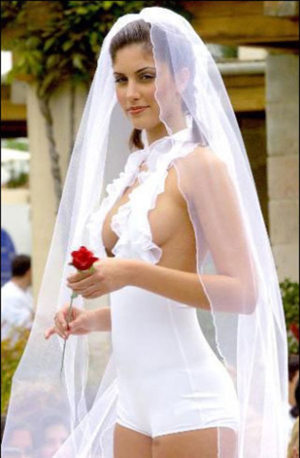 Современные свадебные платья или загоны невест.