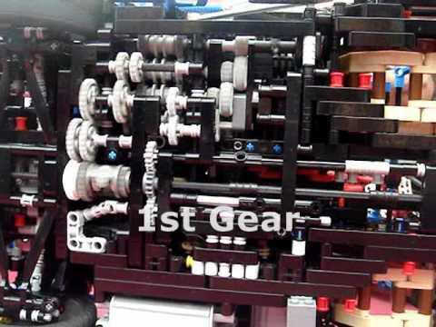 LEGO Sequential Gearbox (7+R) on a Bugatti Veyron 16.4 