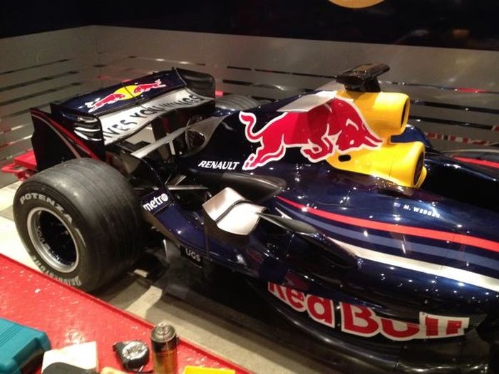 Болид Red Bull из частной коллекции выставили на продажу