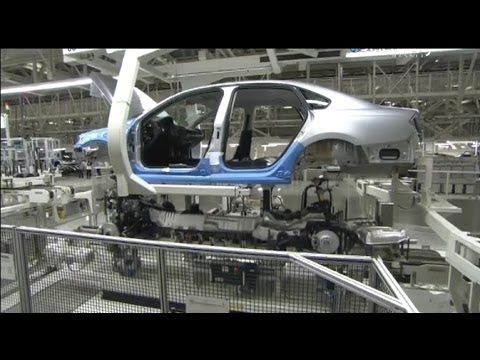 Как роботы собирают Volkswagen в США 