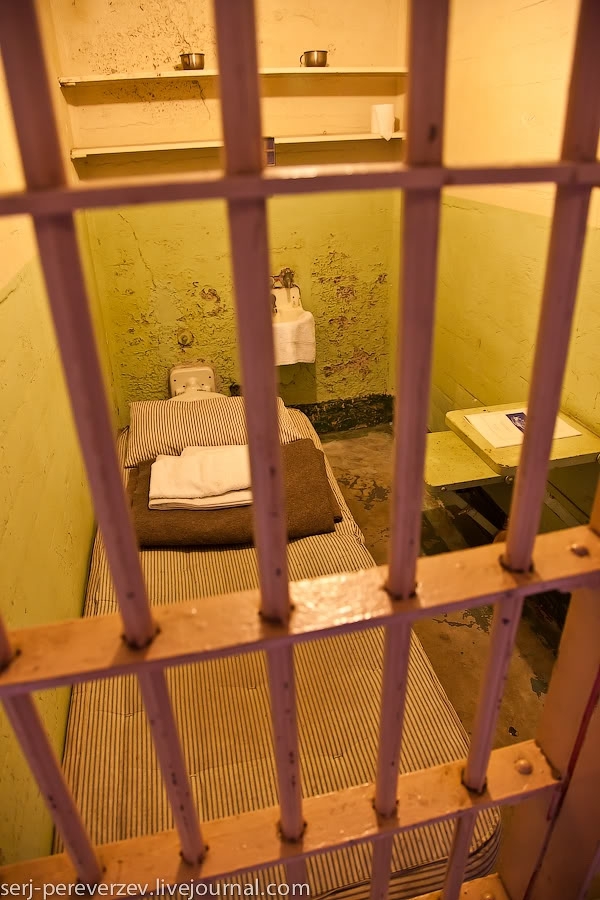 Тюрьма Алькатрас и ее знаменитый побег