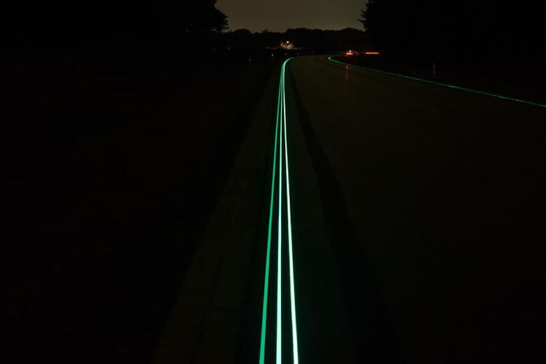 Cветящаяся разметка голландского шоссе
