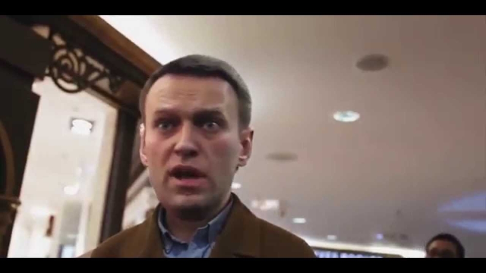 Навальный в магазине Ив Роше  