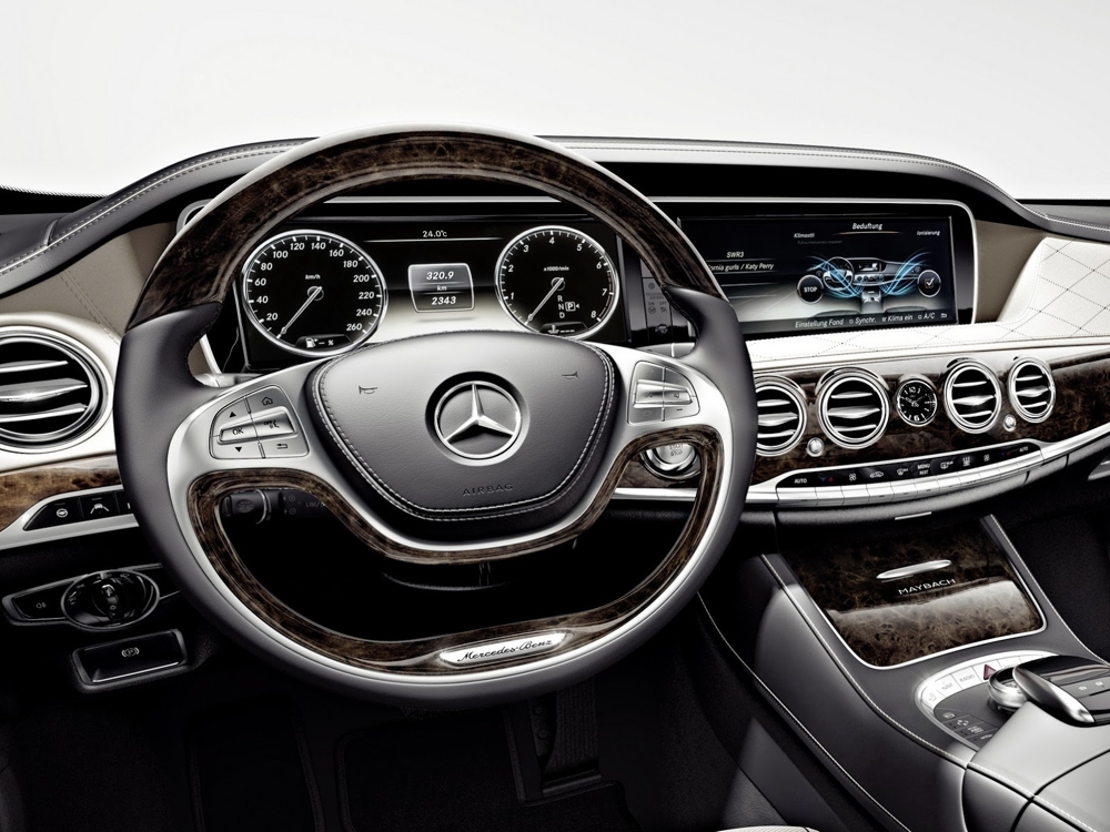 Самый длинный и роскошный седан Mercedes-Benz