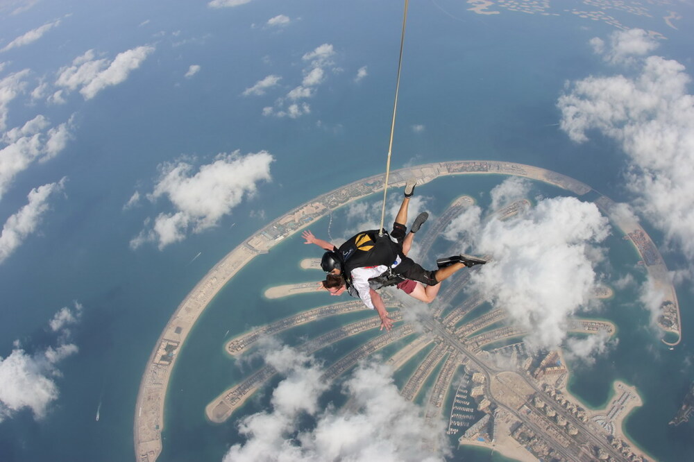 Прыжок с парашютом в Дубае