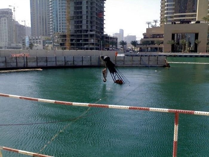 В Дубае строили небоскреб, а получился бассейн 