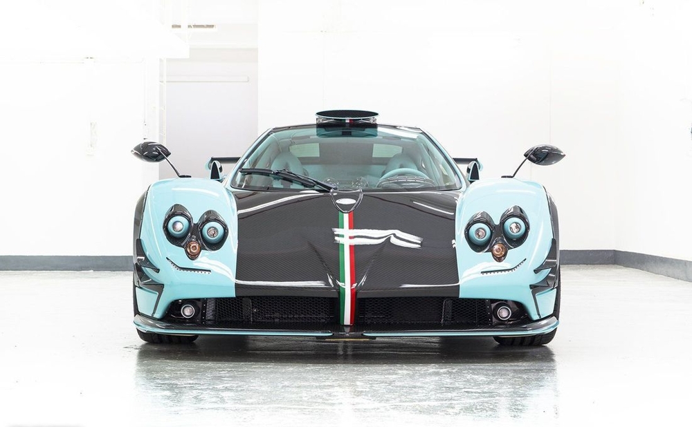 Pagani представила эксклюзивную Zonda 760RSJX