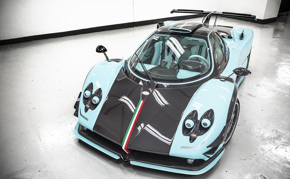 Pagani представила эксклюзивную Zonda 760RSJX