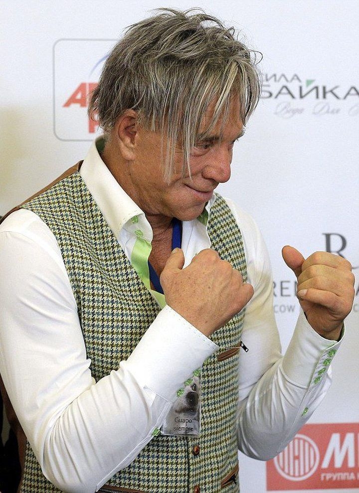 62–летний Микки Рурк проведет боксерский поединок в Москве