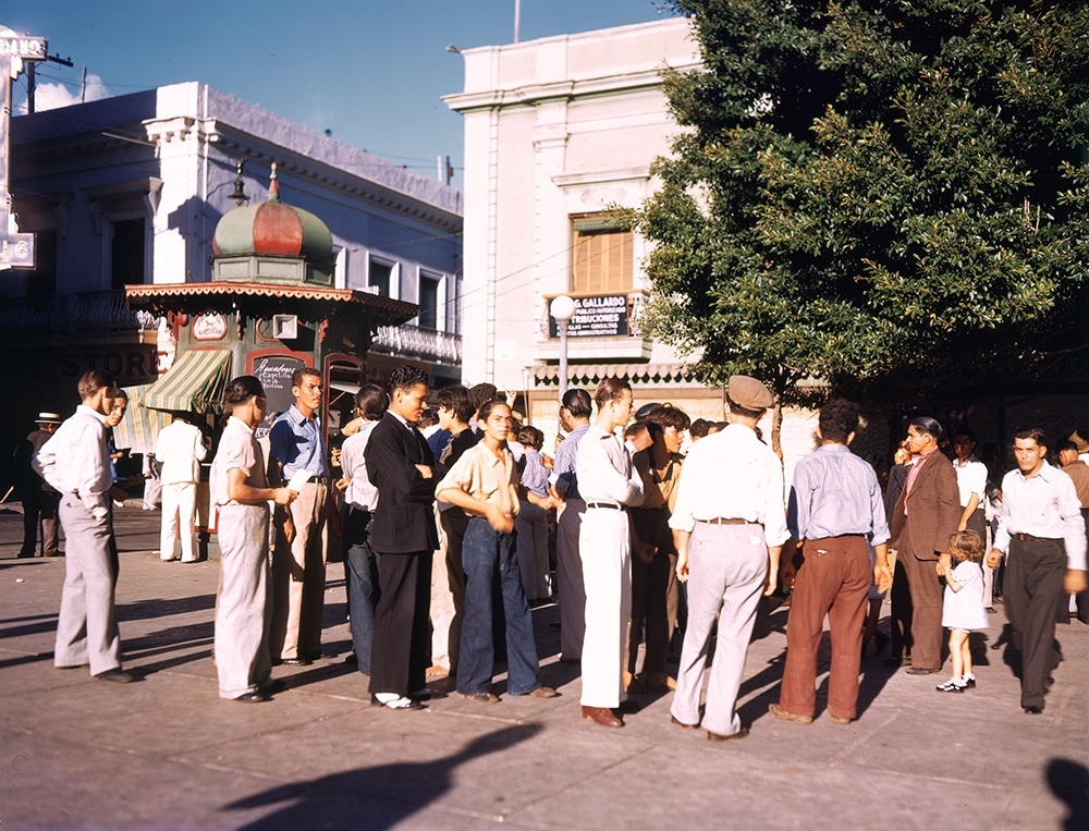 1940-е в цветах Кодахром