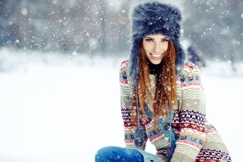  Зимой девушки особенно красивы