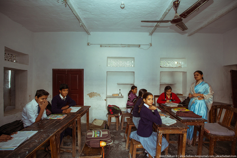 Как проходит первый урок в индийской школе