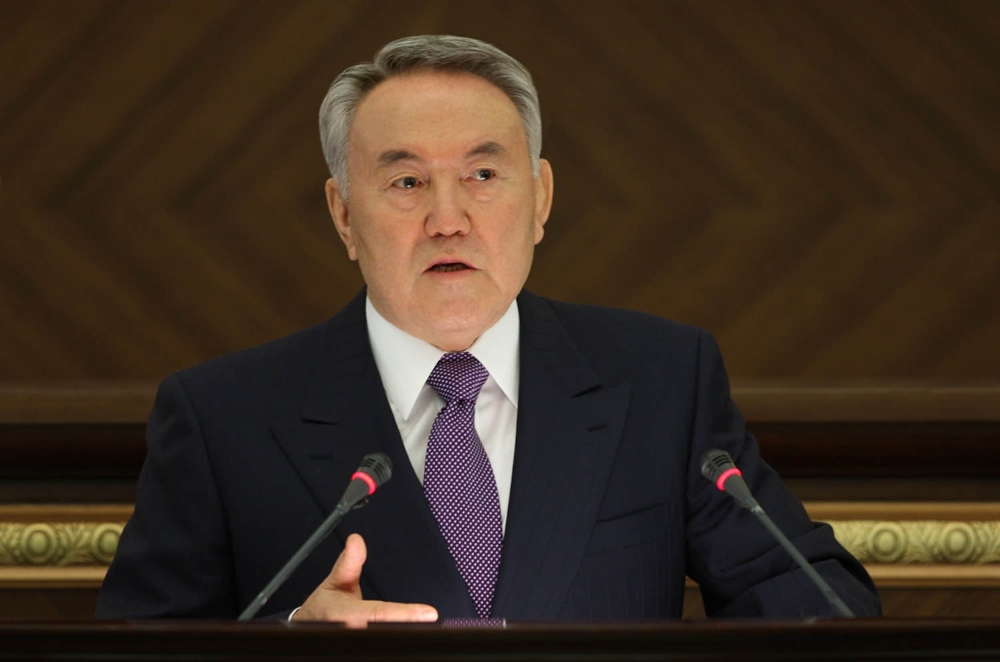 Назарбаев посоветовал Европе трезво оценивать мощь России