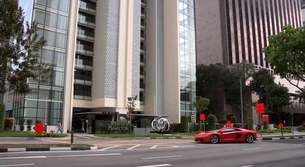 Необычная парковка в сингапурском небоскребе Hamilton Scotts