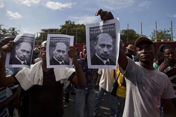 Демонстранты на Гаити попросили Владимира Путина о помощи