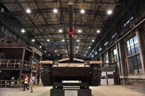 Модель танка ZTZ-99 сделанная из гильз