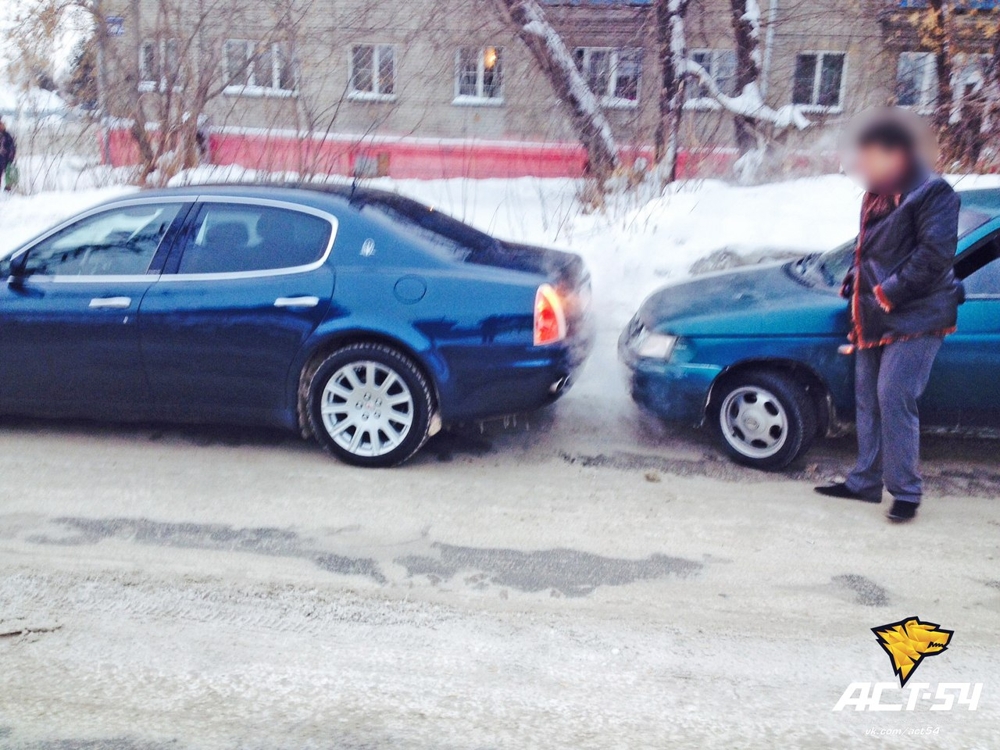 Сибиряк врезался в Maserati на ВАЗе
