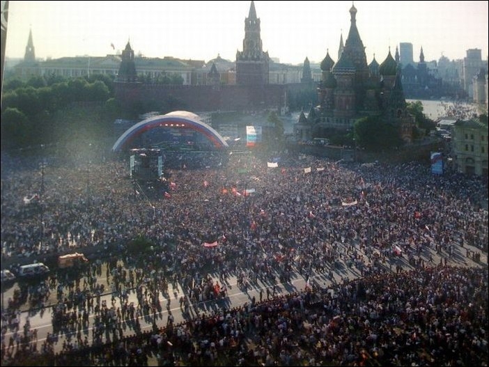 Россия 1990-х годов в фотографиях