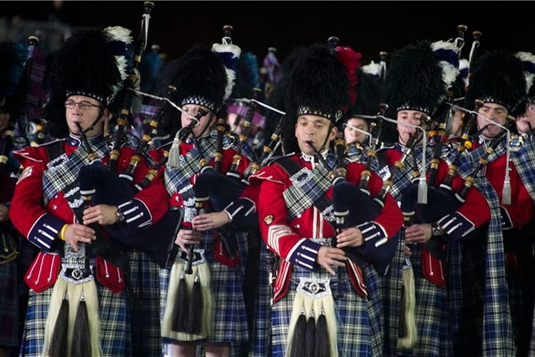 Шотландский оркестр волынщиков 