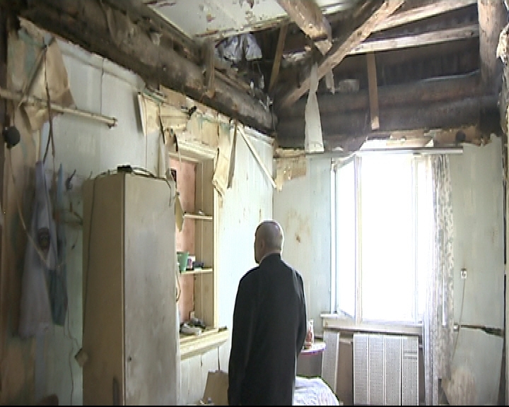 Ветеран, боровшийся против бандеровцев живет в доме без крыши