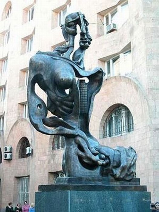 Самые необычные скульптуры мира