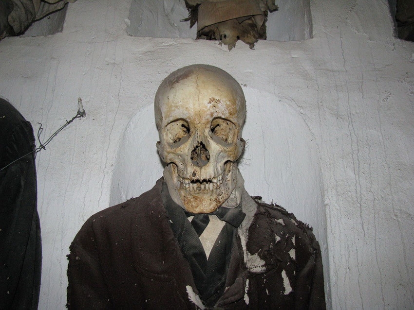 Необычный музей - 8000 тел под землей Палермо 