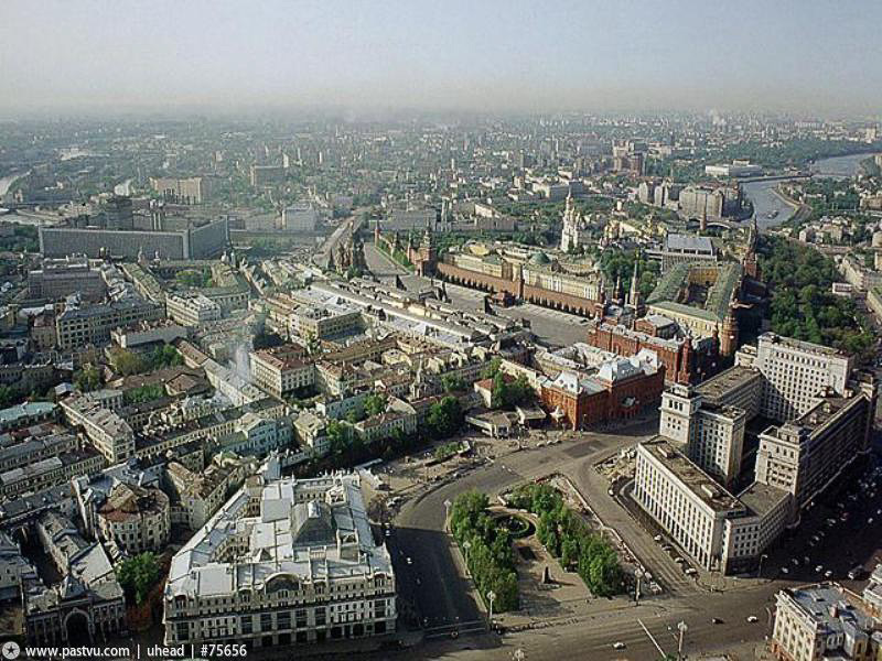 Прогулка по улицам Москвы 1991 года