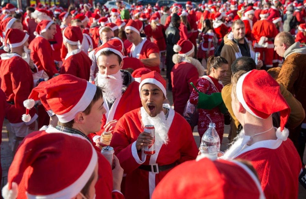 Несвятые Санта-Клаусы на SantaCon 2014