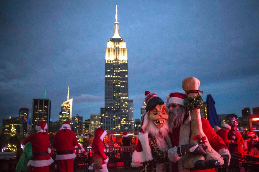 Несвятые Санта-Клаусы на SantaCon 2014