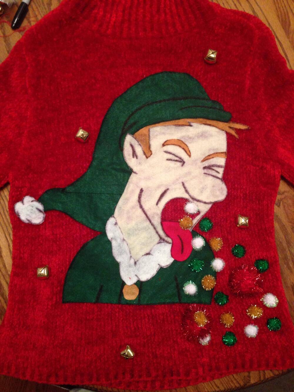 Праздничный свитер