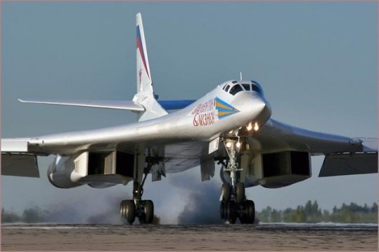 «Белый лебедь». 10 фактов о самом мощном бомбардировщике России
